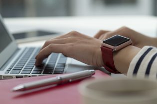 Apple Watch Series4のバンド紹介！NikeやHermèsもおすすめ！